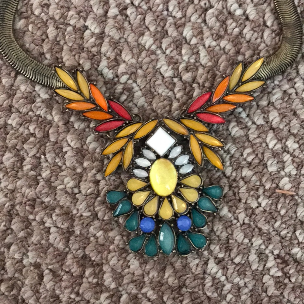 Multicolored statement necklace - Picture 2 of 2
